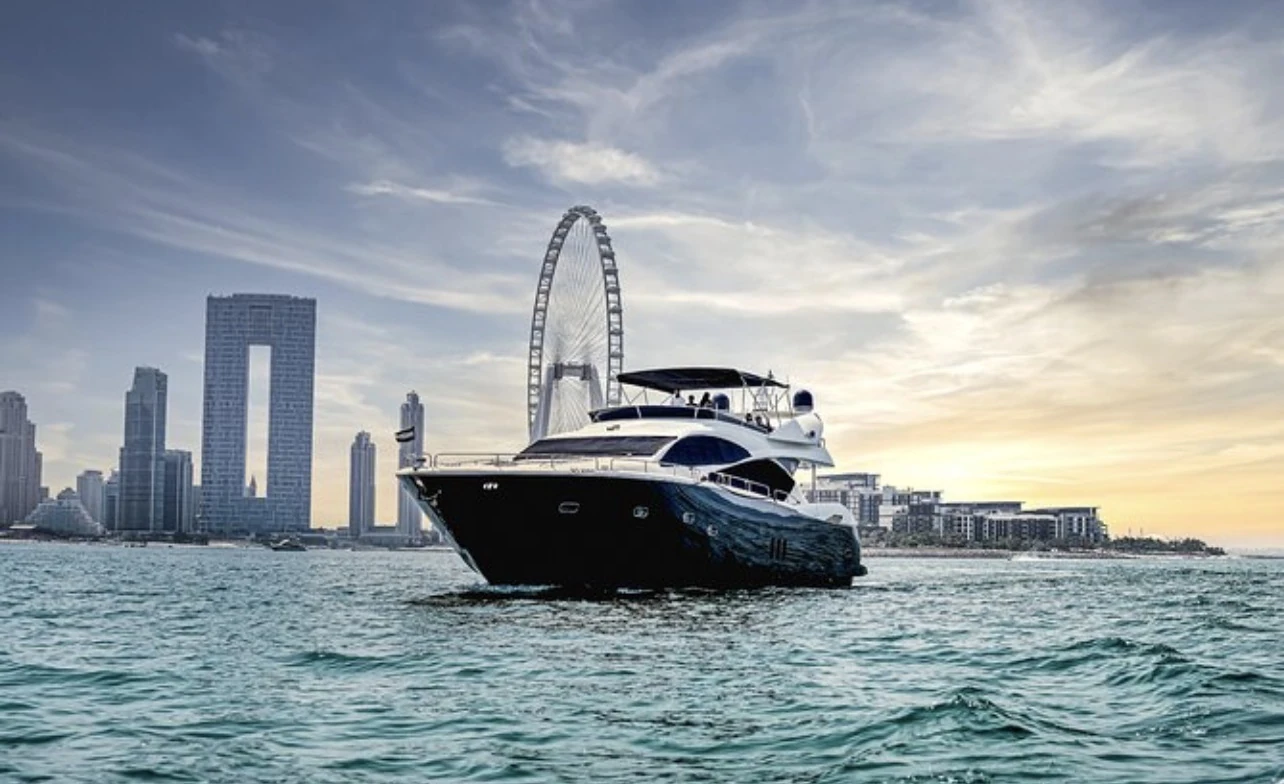 Private yacht experience in Dubai